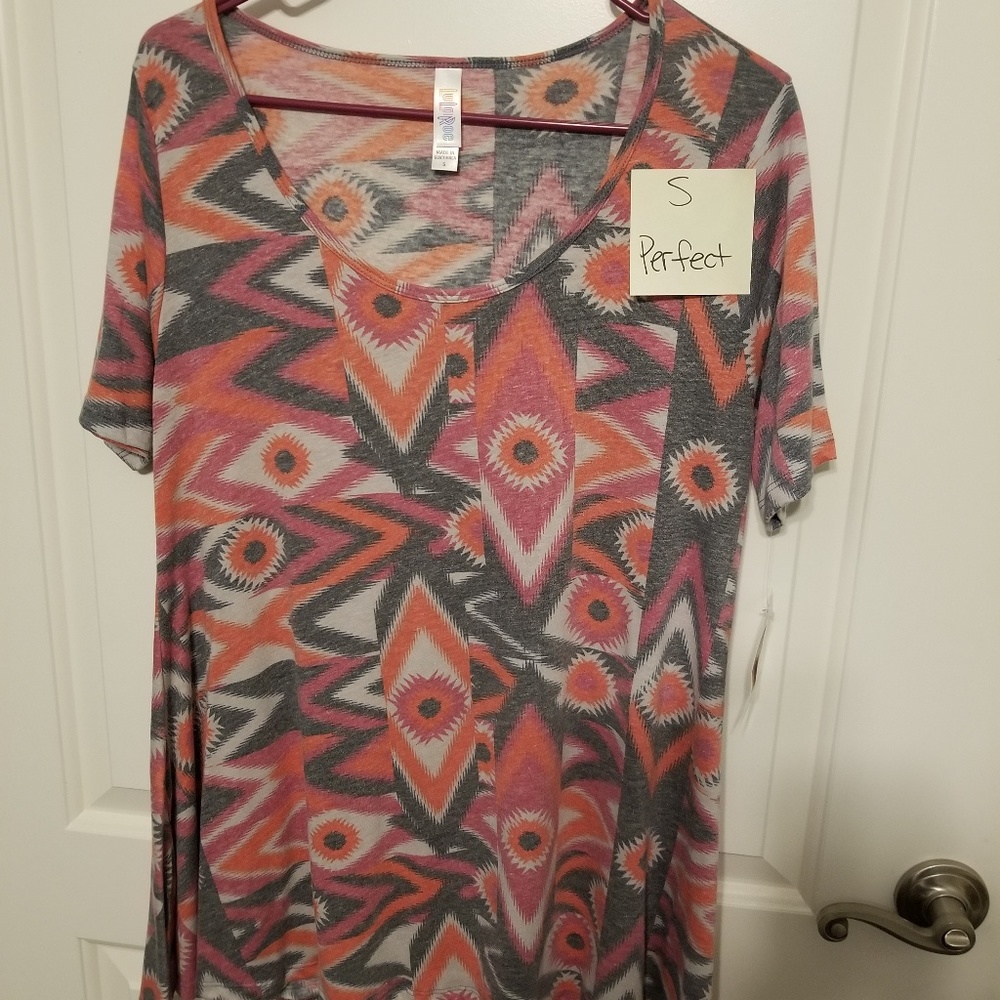 Lularoe perfect t